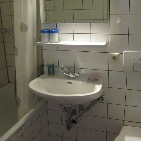 Koenigs Mit Pool *